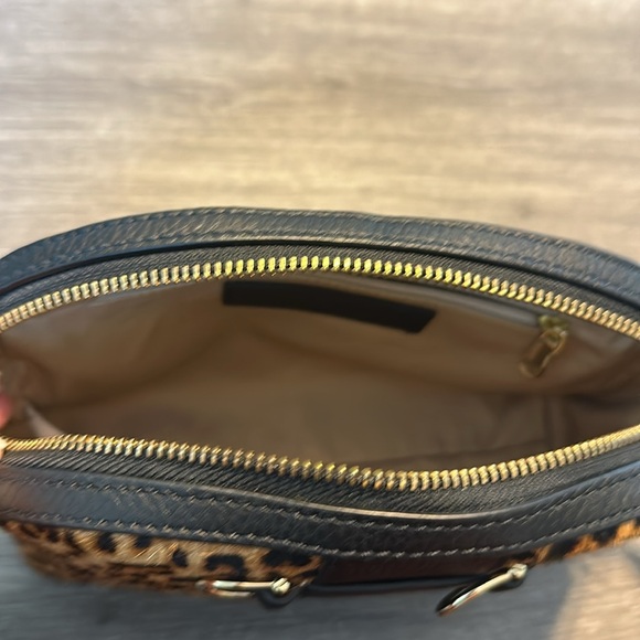 Talbots Calf Hair Leopard Print & Black Pebble Leather Crossbody Never Been Used - Picture 6 of 7